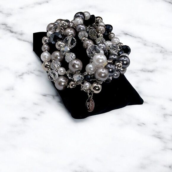 Cookie Lee Vintage Matching Glass Multi-Strand Beaded Necklace & Bracelet Set - Picture 5 of 7